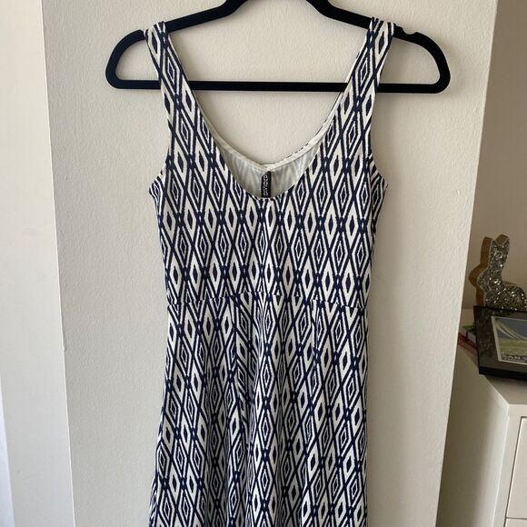 H&M NWT Tribal Tank Dress 6 Ikat Print Summer Sundress Fit & Flare Skater Boho - Picture 9 of 9